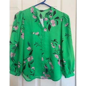 Ann Taylor NWT green floral blouse top shirt size XXS petite